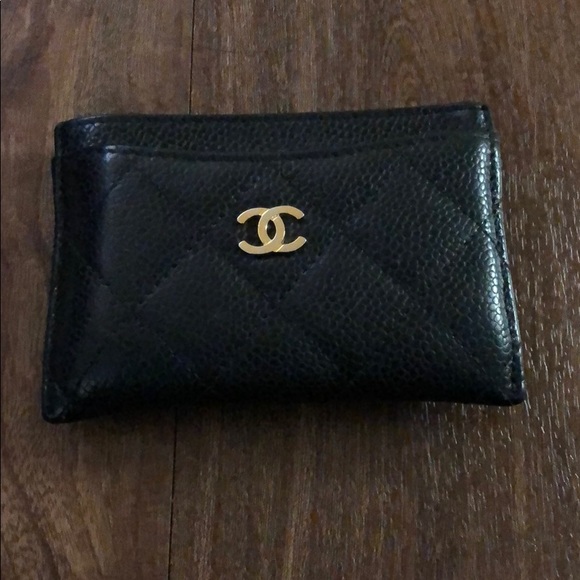 CHANEL Handbags - ⭐️Pre-Loved Chanel Black Caviar Cardholder⭐️